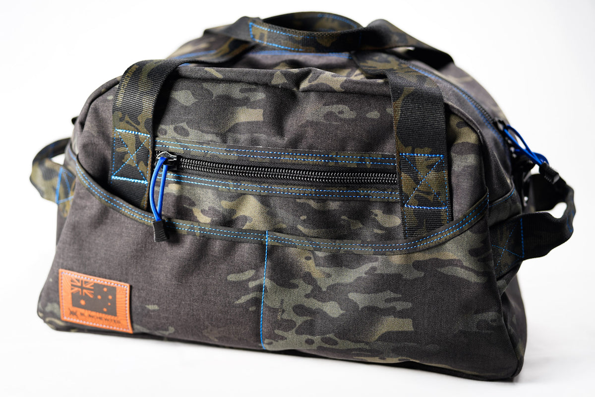 Blanchewater 32L Duty Bag - Multicam Black / Royal Blue