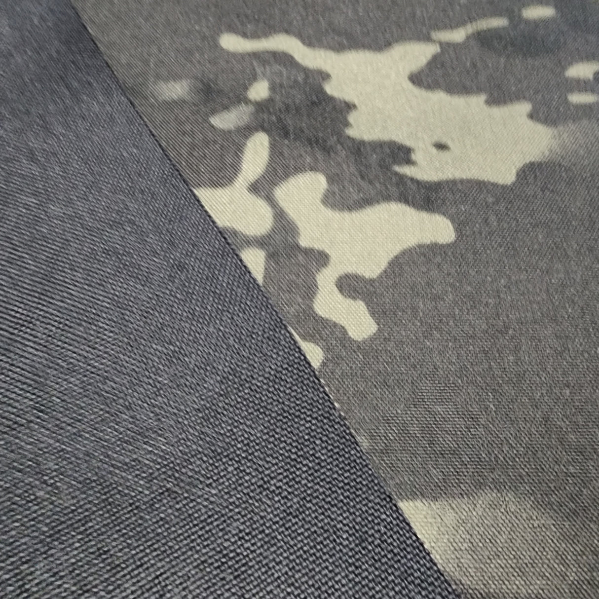 Multicam Black 500d / 1000D Black Nylon per Metre