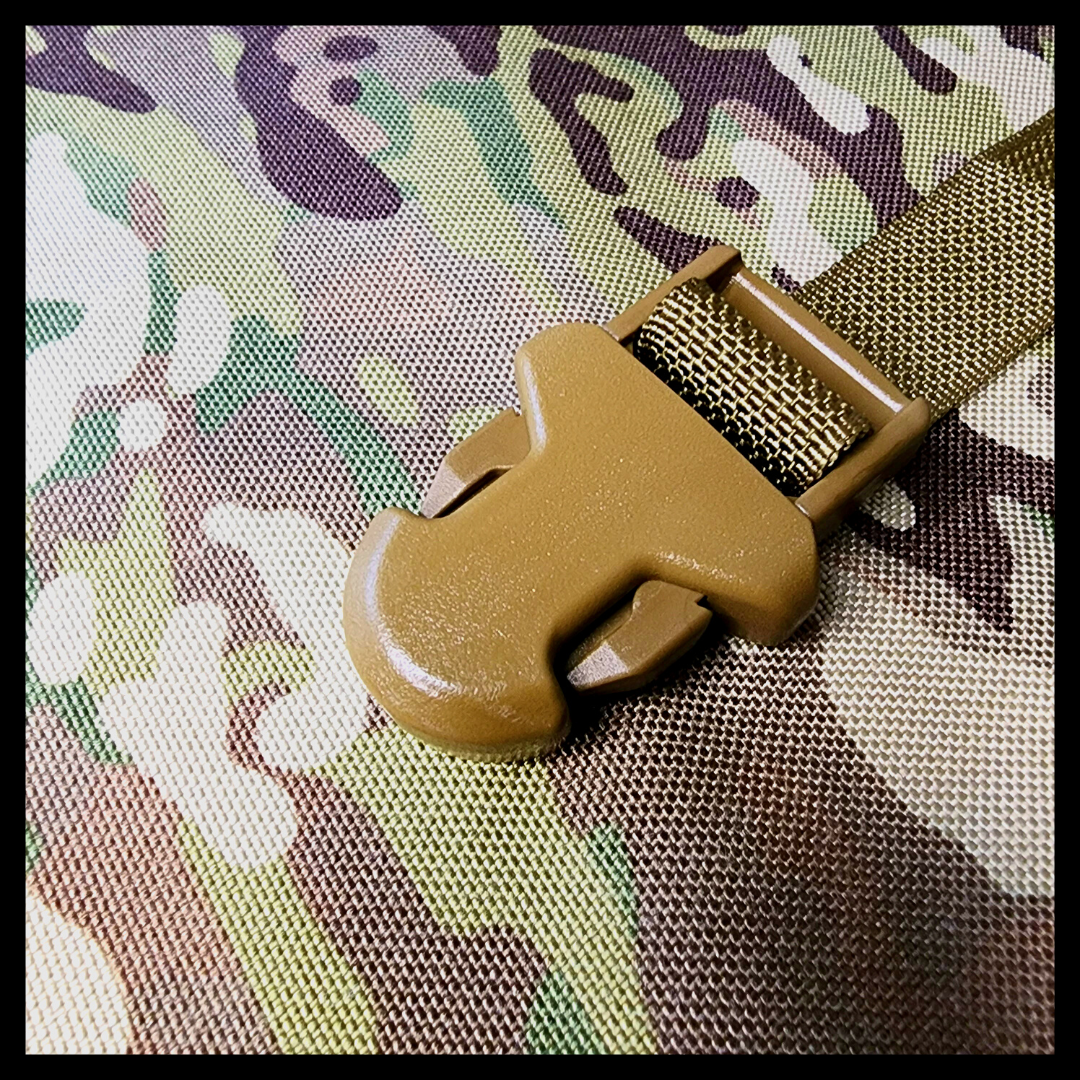 ITW Surmount Side Release Buckle 1" Black/Coyote