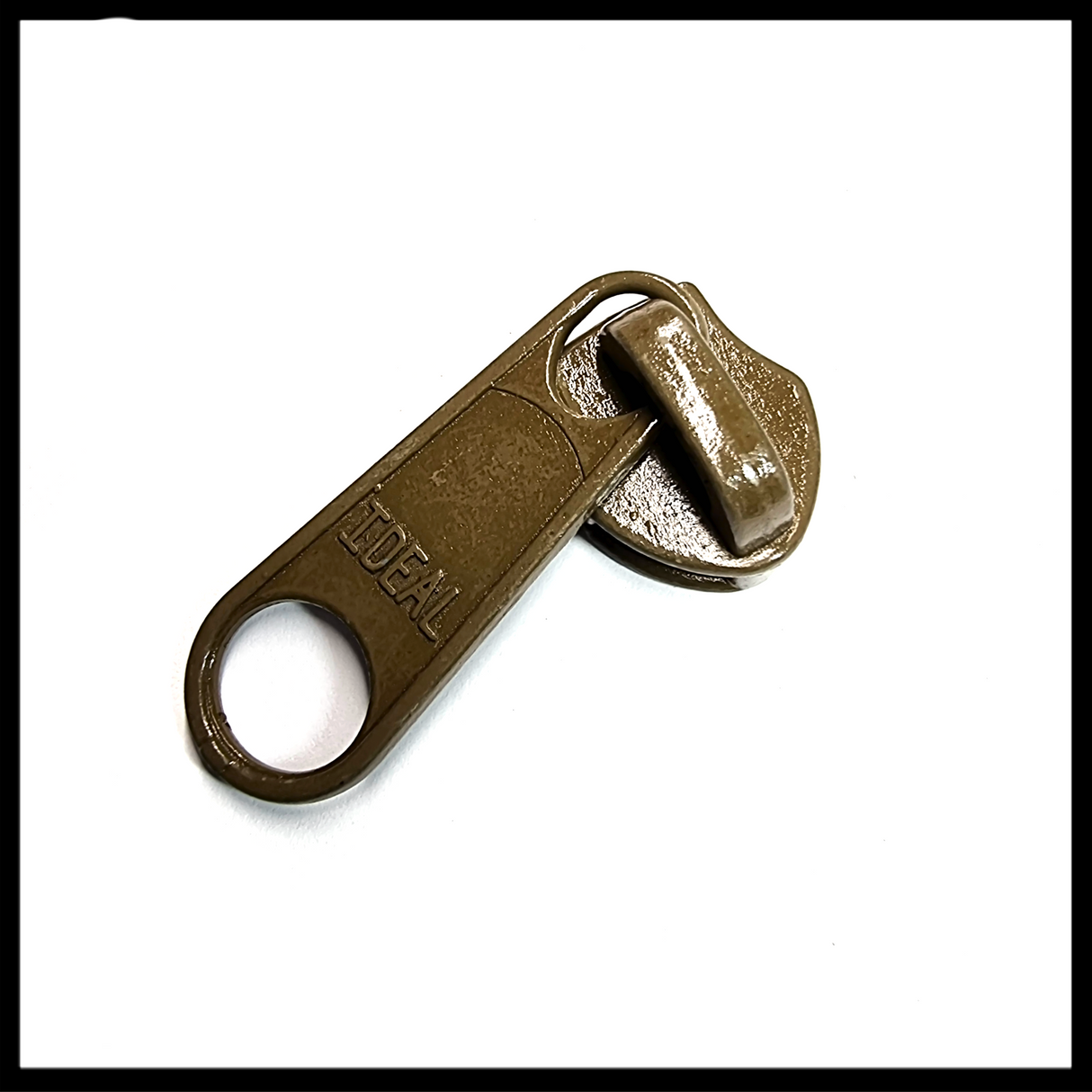 #9 IDEAL Standard Zipper Pulls Coyote Brown